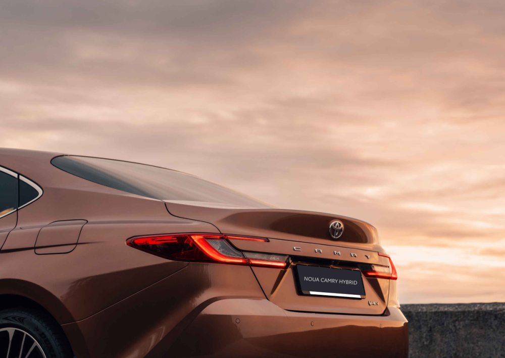 Описание: camry hybrid 5